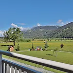 ホテル Garni Zerza Tröpolach