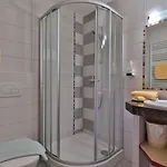 ホテル Garni Zerza