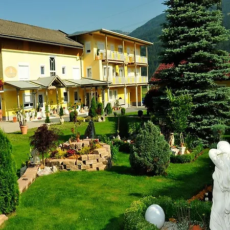 Garni Zerza Otel 3*