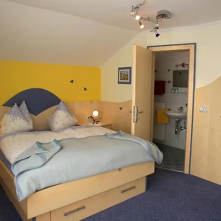 Garni Zerza 3* Tropolach