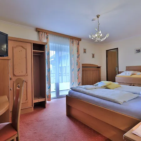 Garni Zerza 3* Tröpolach