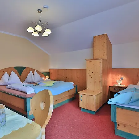 Garni Zerza מלון טרופולאך