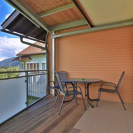 מלון Garni Zerza