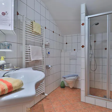 Hotel-garni Zerza Hotel