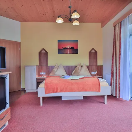 Garni Zerza Tröpolach