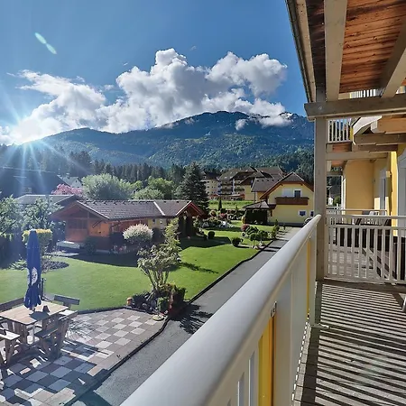 Hotel Garni Zerza 3*