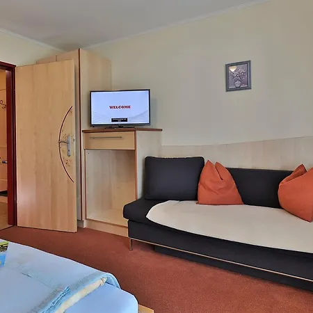 Garni Zerza 3* Tröpolach