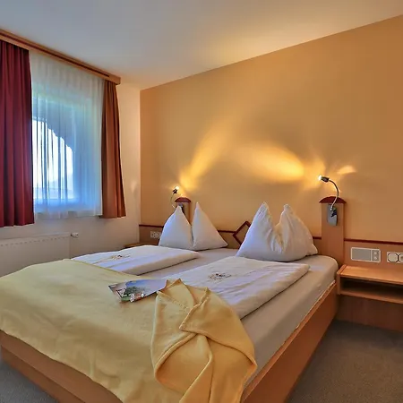Garni Zerza 3* Tropolach
