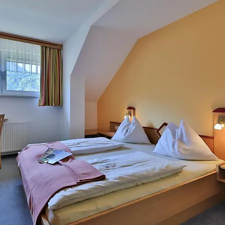 Garni Zerza 3* Tropolach