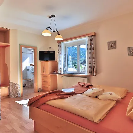 Garni Zerza Hotel 3*