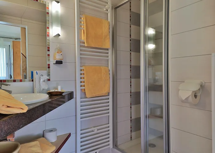 Garni Zerza Hotel 3*