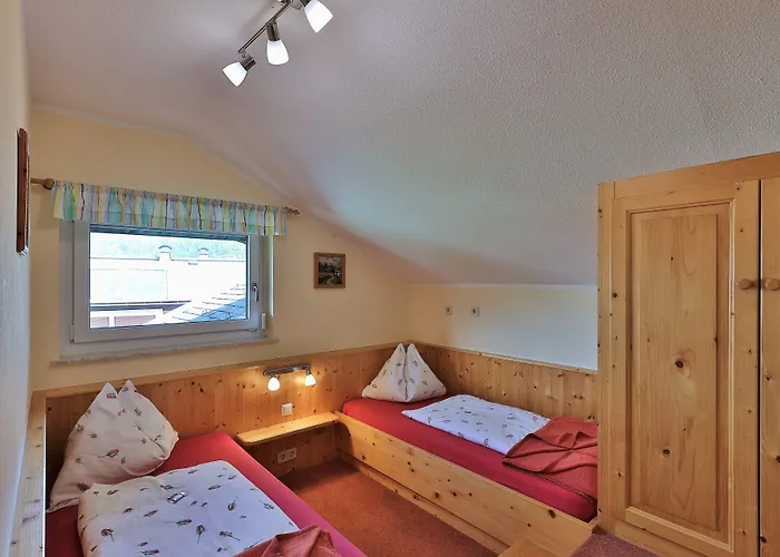 Garni Zerza 3* Tropolach