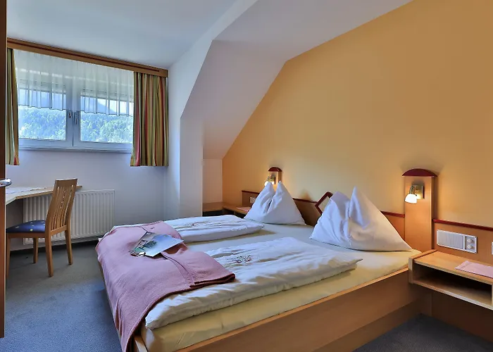 Garni Zerza Hotel 3*