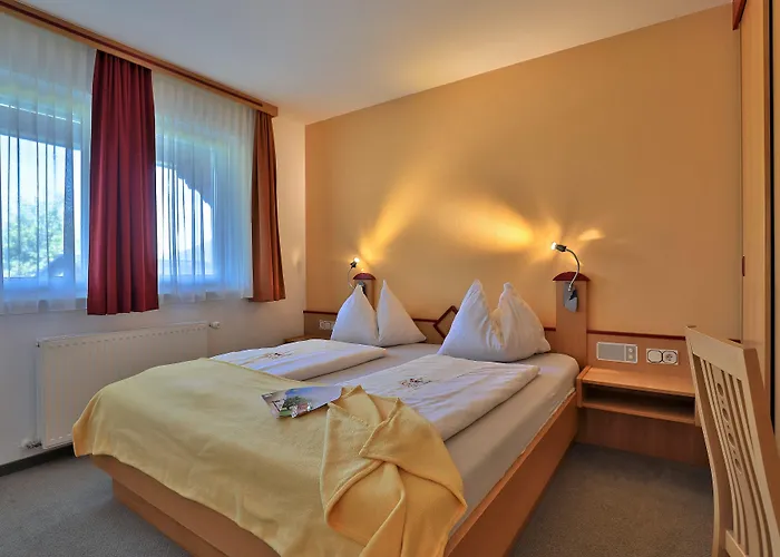 Garni Zerza 3* Tröpolach