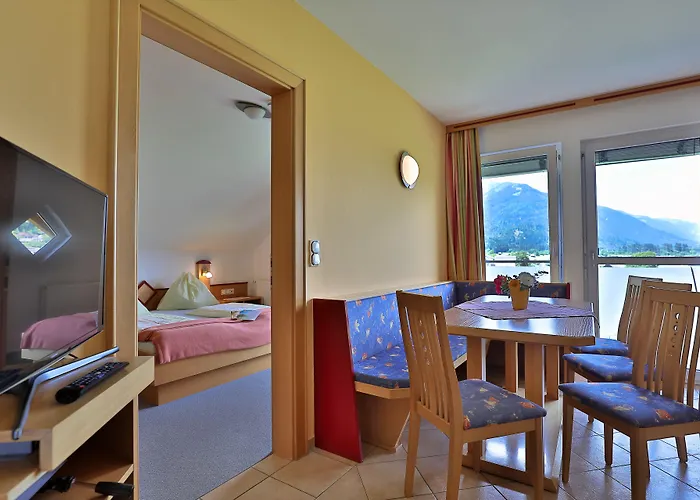 Garni Zerza Hotel 3*