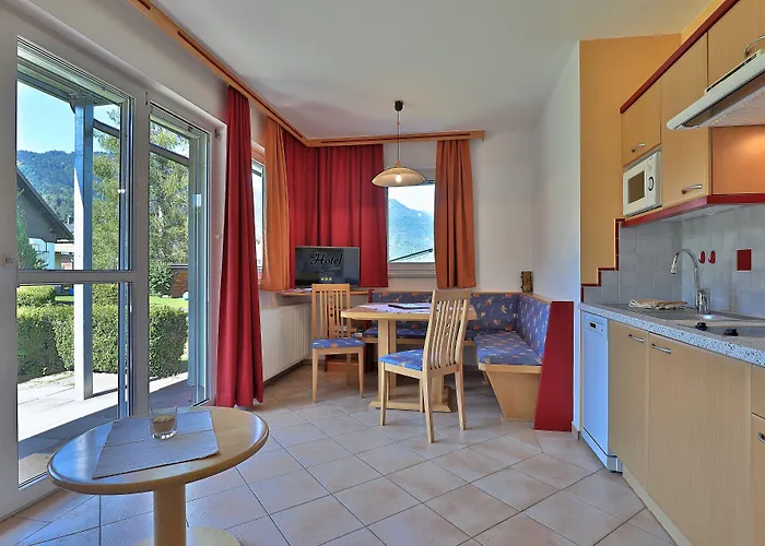 Hotel Garni Zerza Tropolach