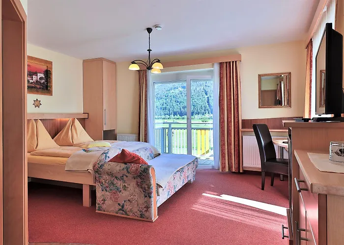 Hotel Garni Zerza Tröpolach