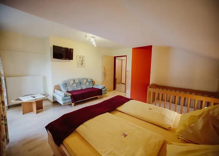 Hotel Garni Zerza 3*