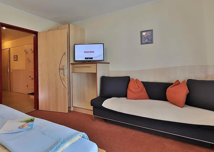 Garni Zerza 3* Tröpolach