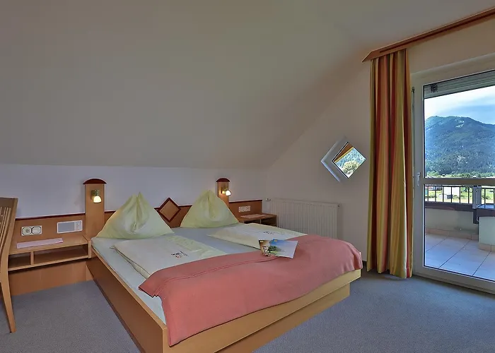 Garni Zerza Hotel 3*