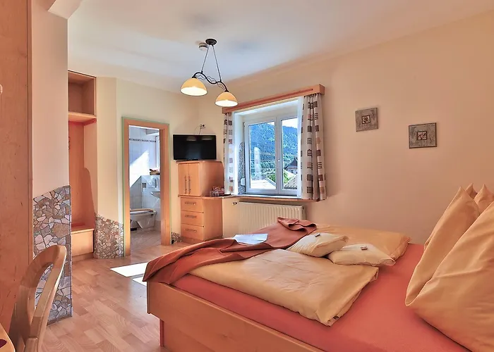 Garni Zerza Hotel 3*